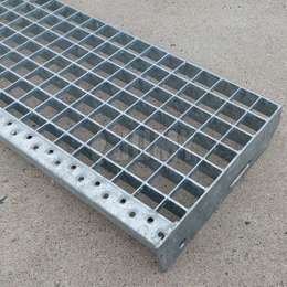 Peldaño gridplates (celosía) de aluminio o acero galvanizado.